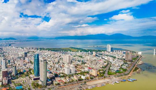 Honeymoon Dreams from North to South – A Romantic 8-Day Getaway